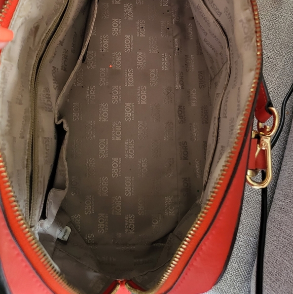 Michael Kors Handbag - Picture 4 of 6